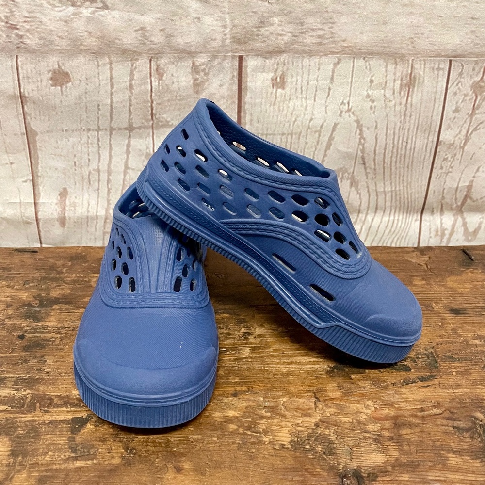 OshKosh B'Gosh rubber slip on sneaker shoes
